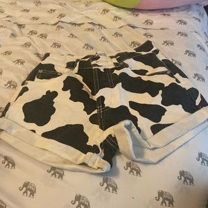 Shorts cow print